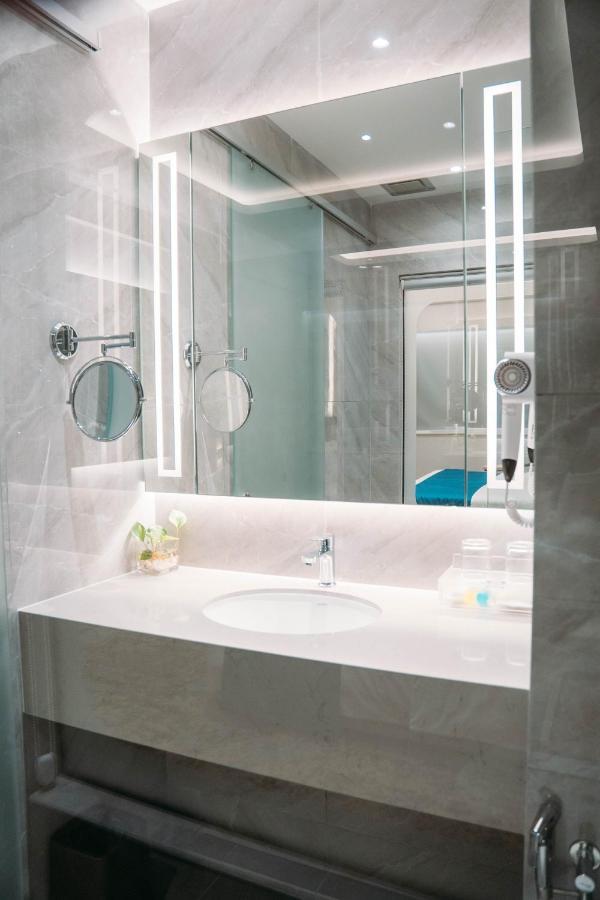Crystal Inn Batu Pahat Exterior photo